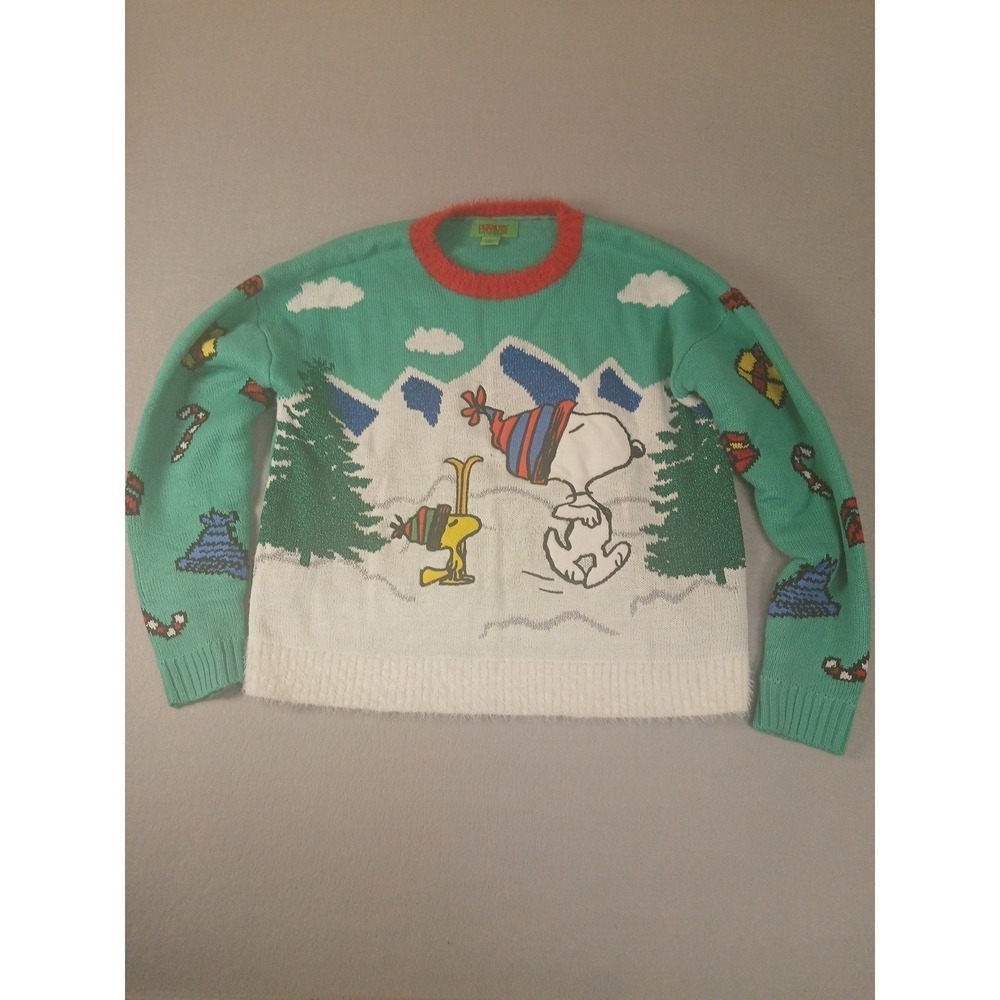 Hooked Up by IOTJuniors' Snoopy and Woodstock Skiing Christmas Sweater Sz M EUC!